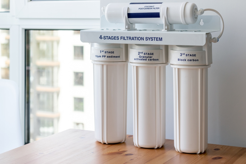 Four Stages Water Filtration System. Reverse Osmosis System